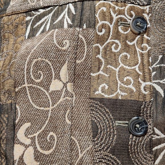 BRECKENRIDGE Size PL tapestry jacket. Shades of brown & tan. - Picture 7 of 7
